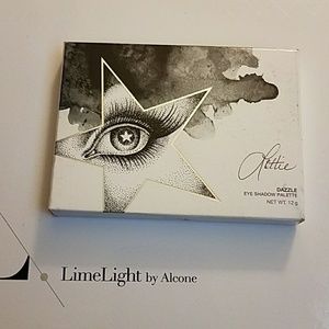 Lottie pallet and makeup remover cloths